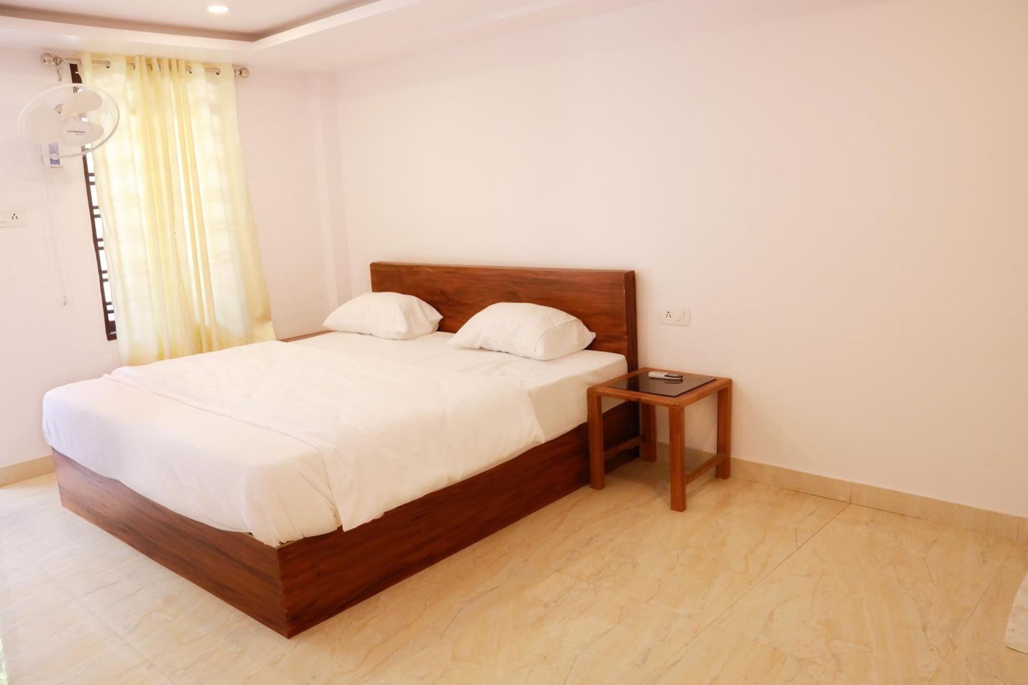 Lodge Palatty Residency Angamali